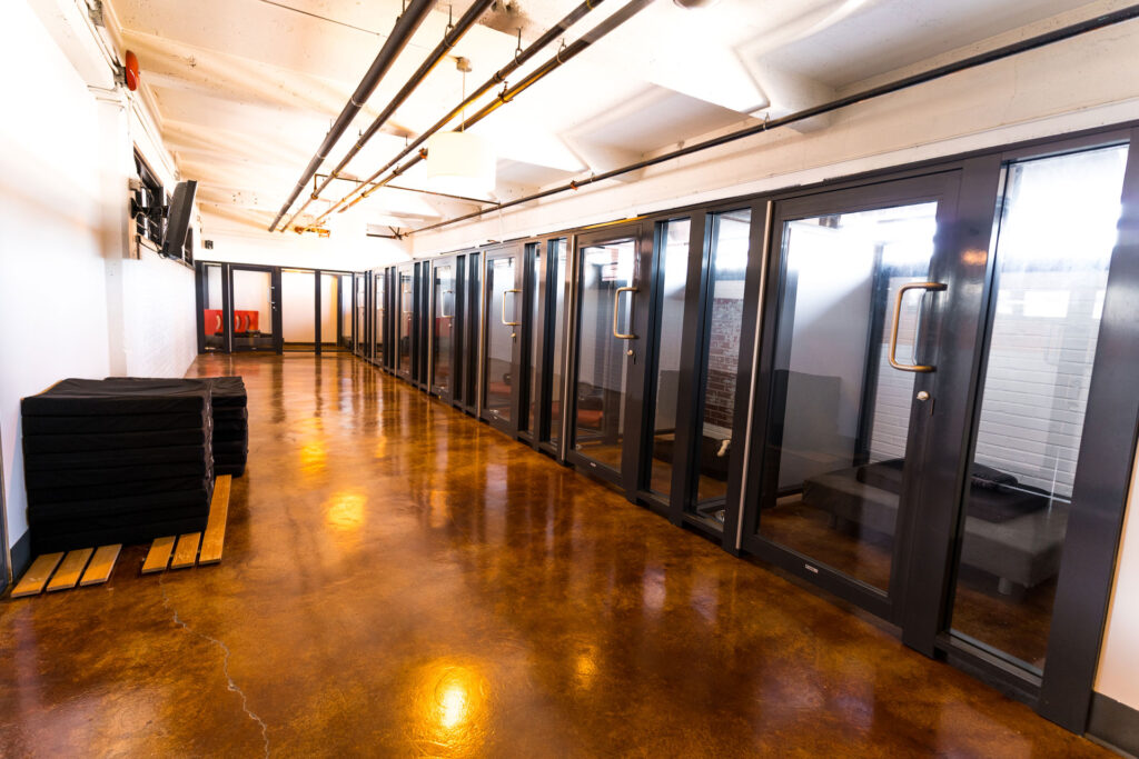 6Private-Suites